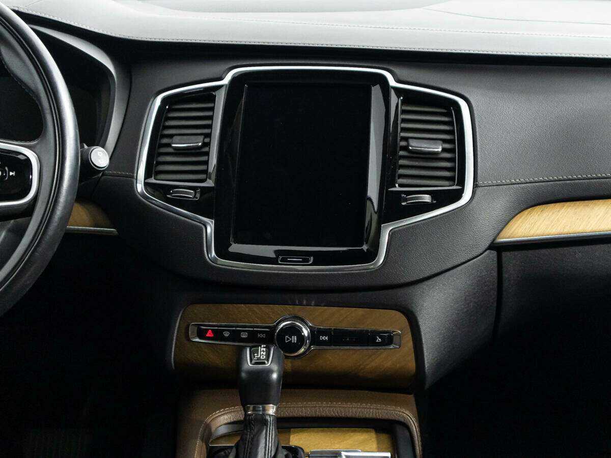 Volvo XC90 2019 года с пробегом. Фото: #12