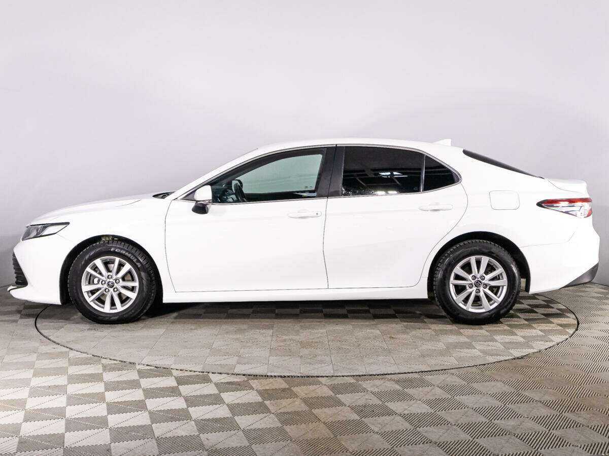 Toyota Camry 2019 года с пробегом. Фото: #7