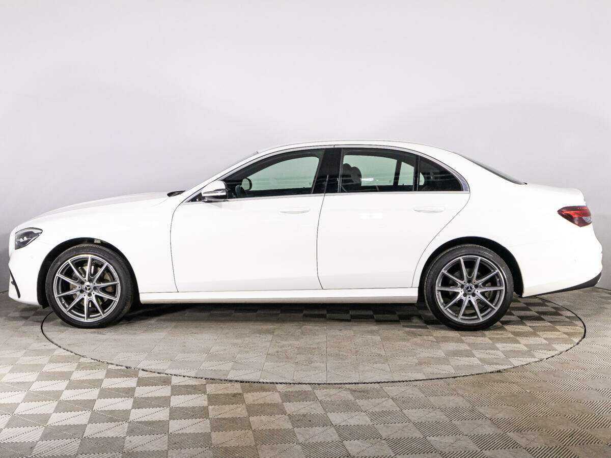 Mercedes-Benz E-Класс 2021 года с пробегом. Фото: #7