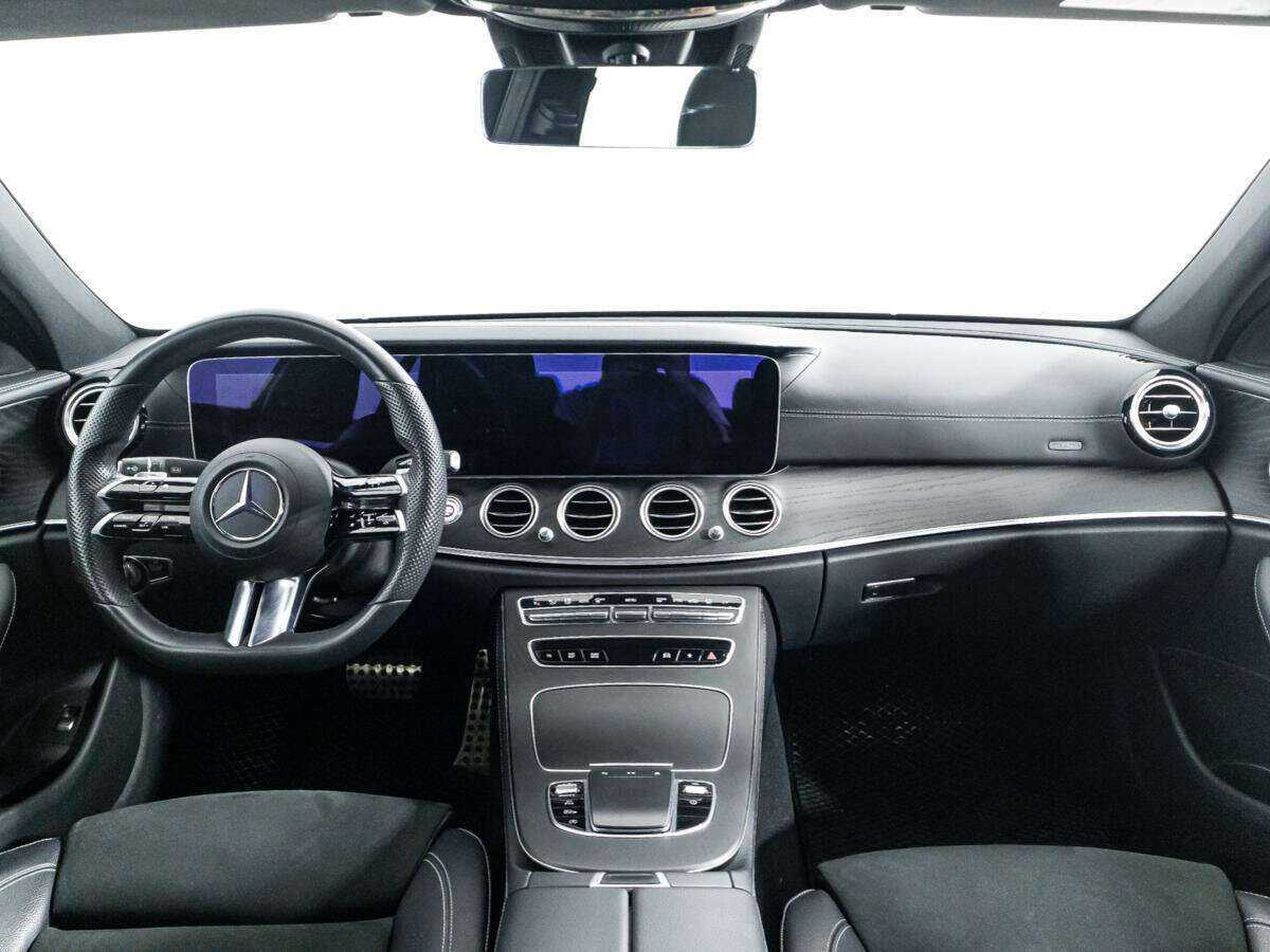 Mercedes-Benz E-Класс 2021 года с пробегом. Фото: #12