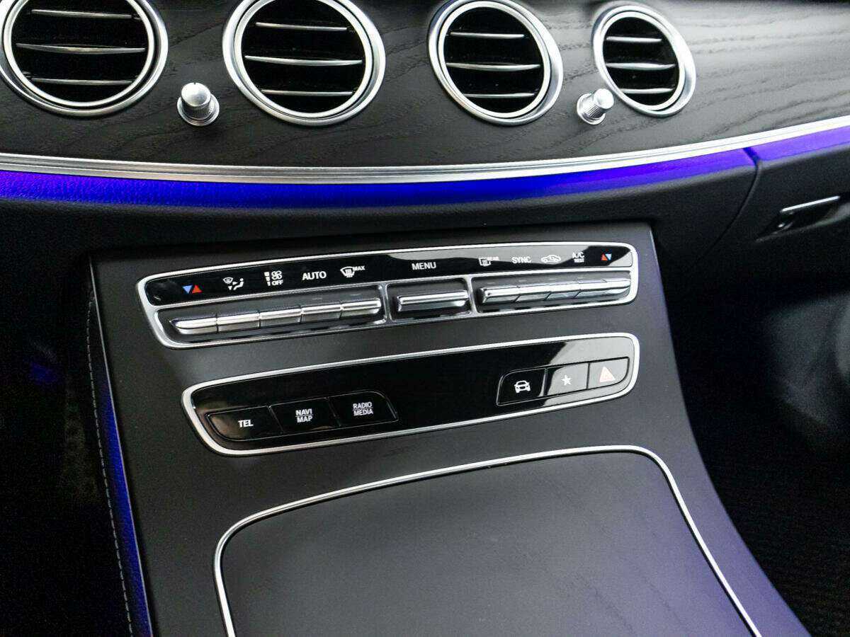 Mercedes-Benz E-Класс 2021 года с пробегом. Фото: #15