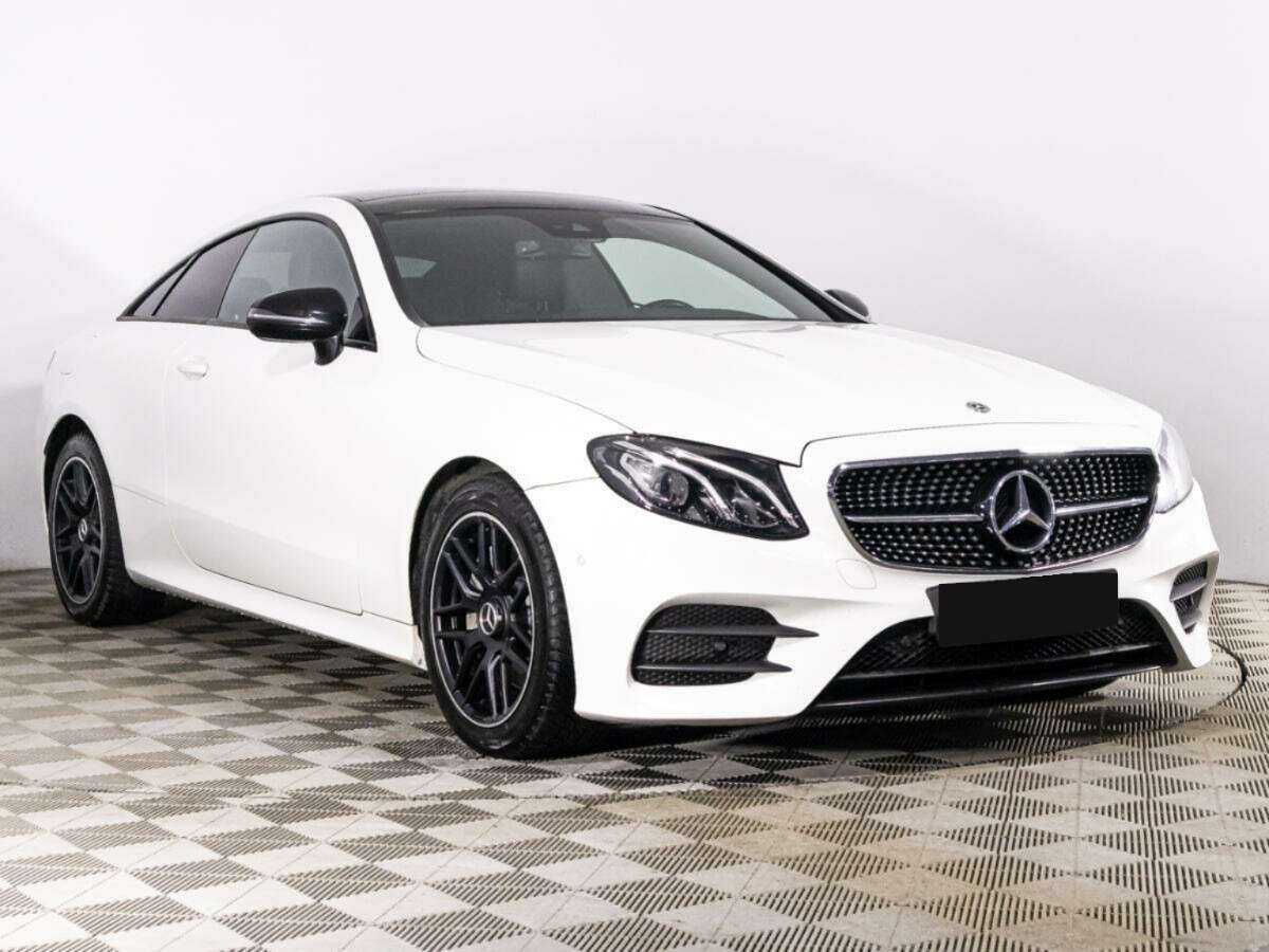 Mercedes-Benz E-Класс 2017 года с пробегом. Фото: #2