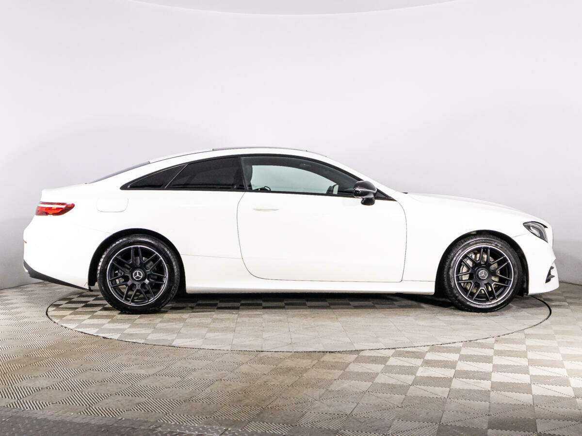 Mercedes-Benz E-Класс 2017 года с пробегом. Фото: #3