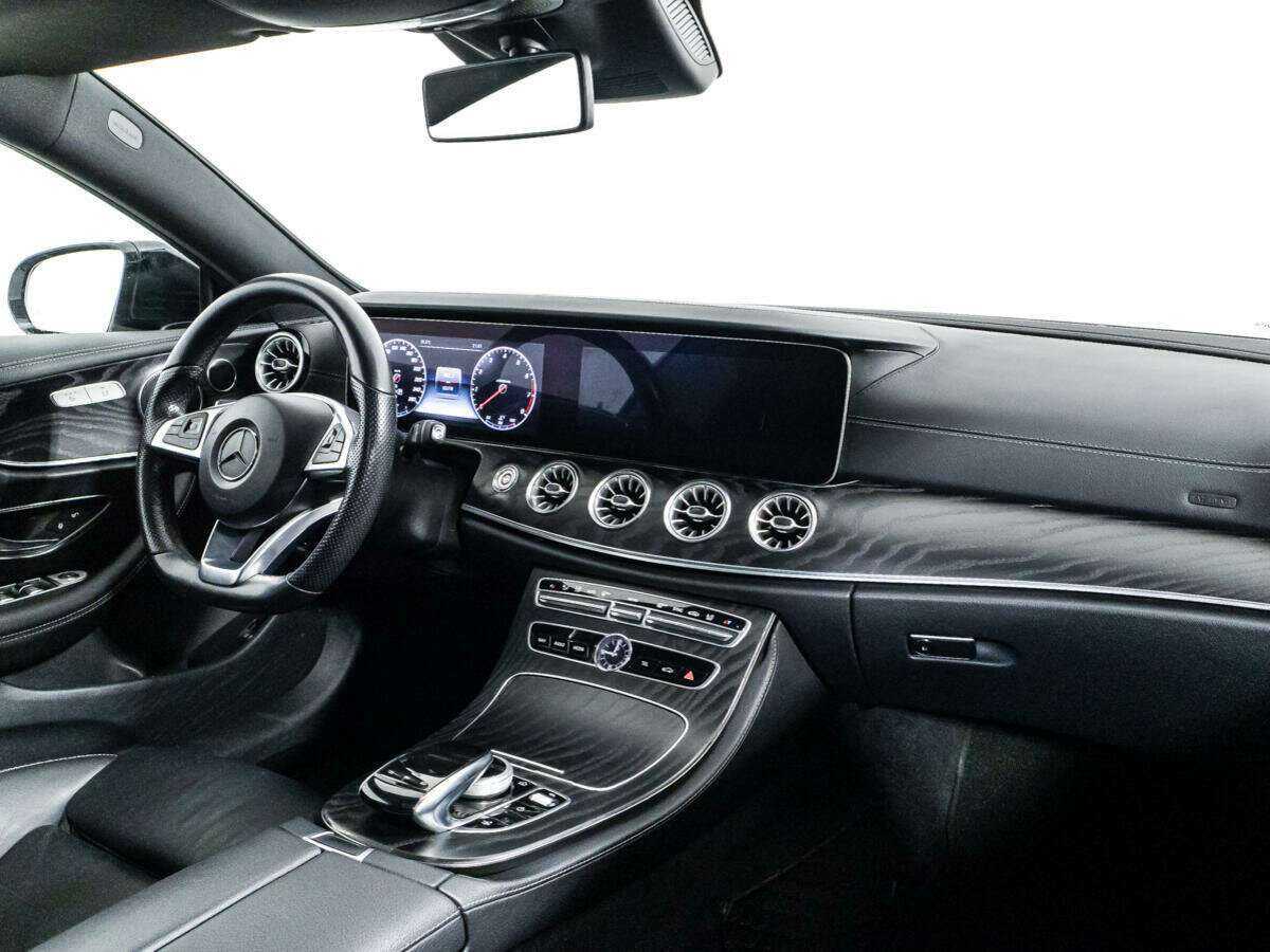 Mercedes-Benz E-Класс 2017 года с пробегом. Фото: #8