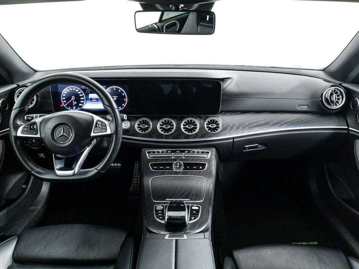 Mercedes-Benz E-Класс 2017 года с пробегом. Фото: #11