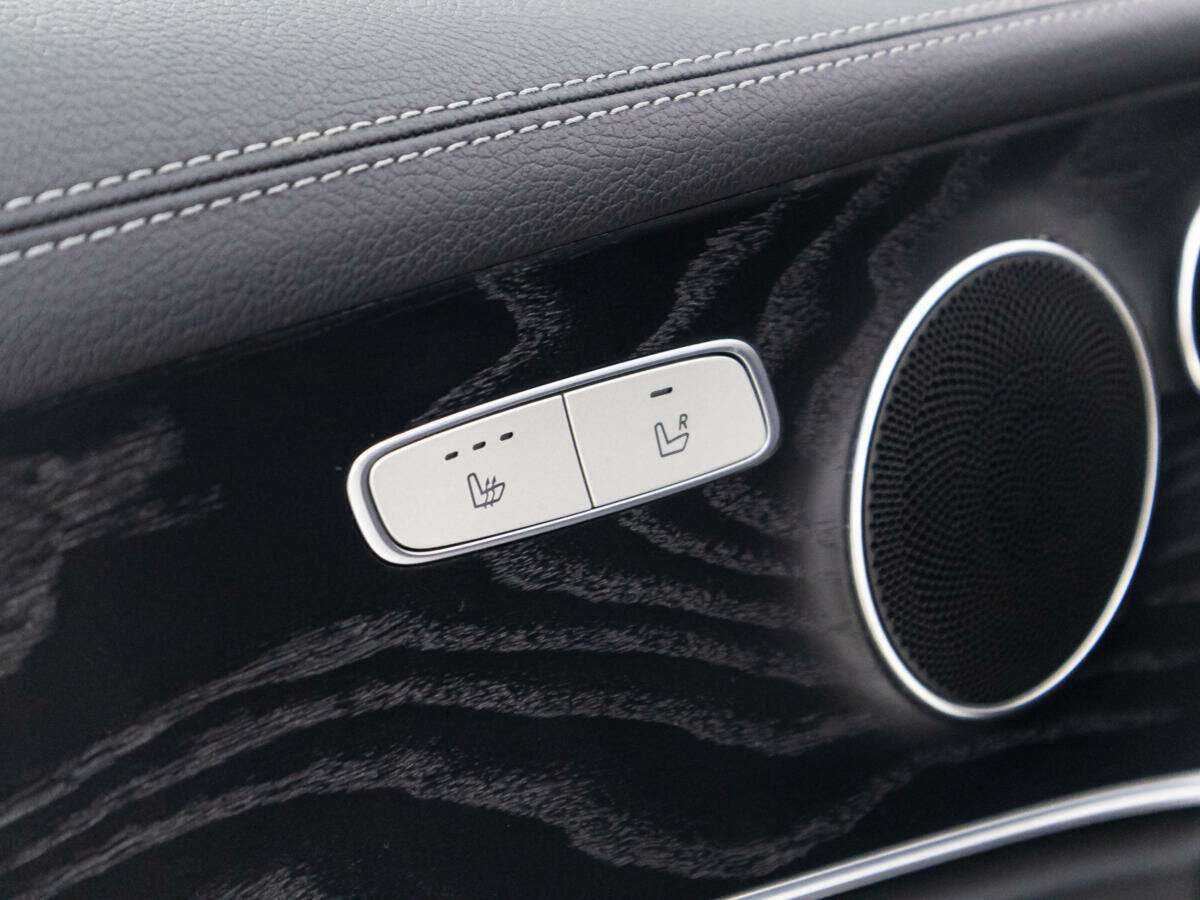 Mercedes-Benz E-Класс 2017 года с пробегом. Фото: #17