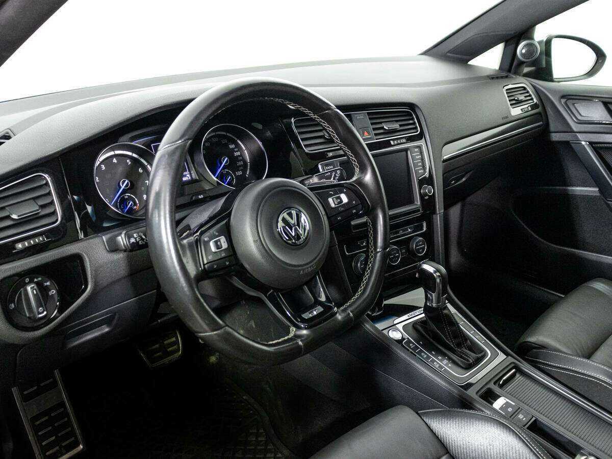 Volkswagen Golf R 2014 года с пробегом. Фото: #10
