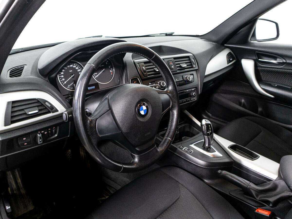 BMW 1 серии 2012 года с пробегом. Фото: #9