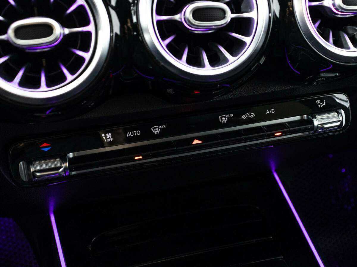 Mercedes-Benz GLB 2020 года с пробегом. Фото: #16