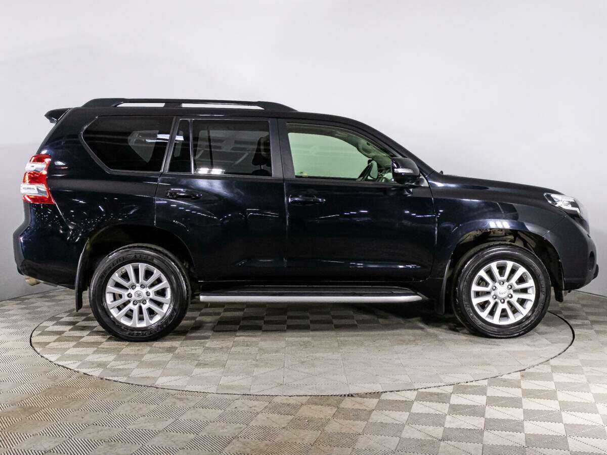 Toyota Land Cruiser Prado 2016 года с пробегом. Фото: #3