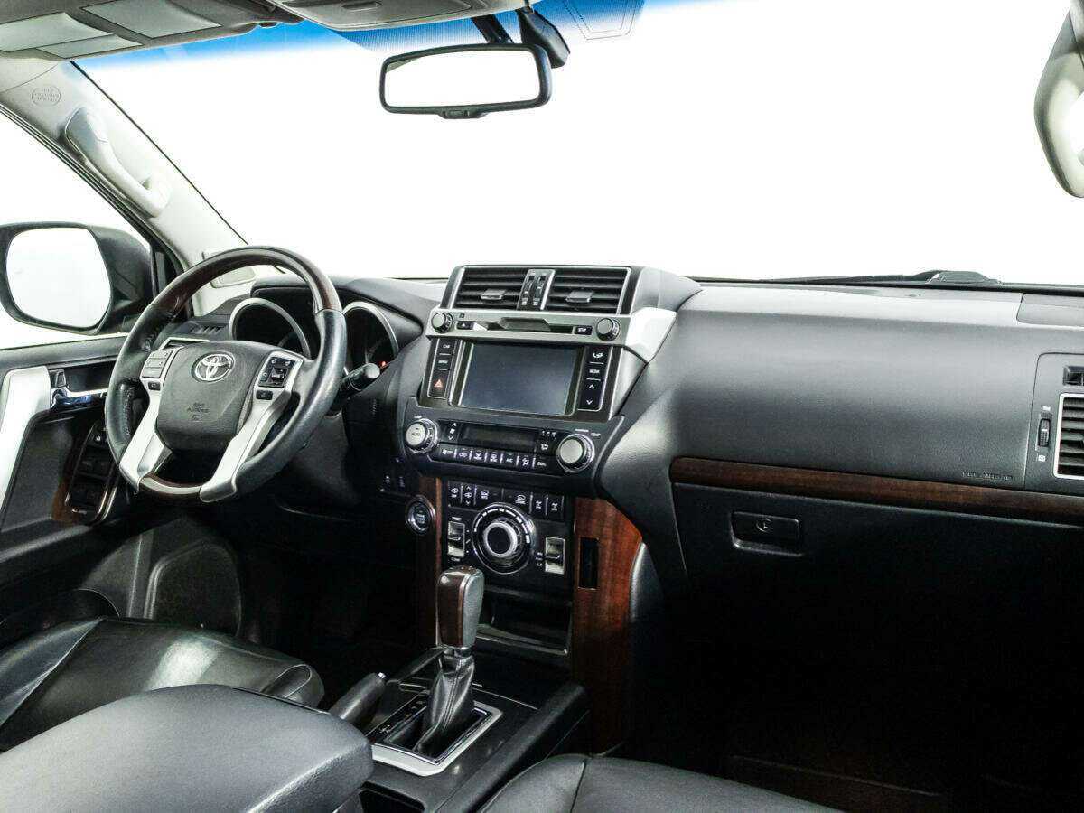 Toyota Land Cruiser Prado 2016 года с пробегом. Фото: #8