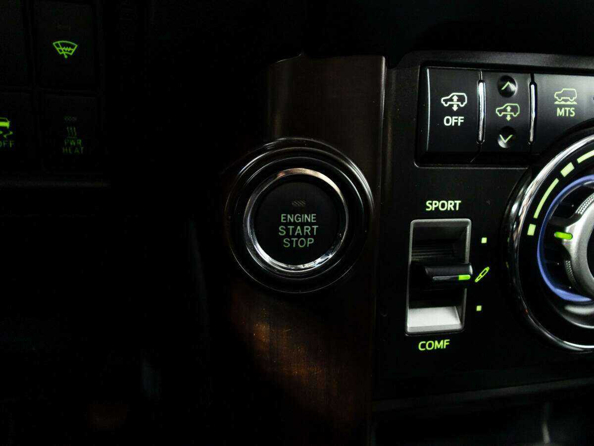 Toyota Land Cruiser Prado 2016 года с пробегом. Фото: #17