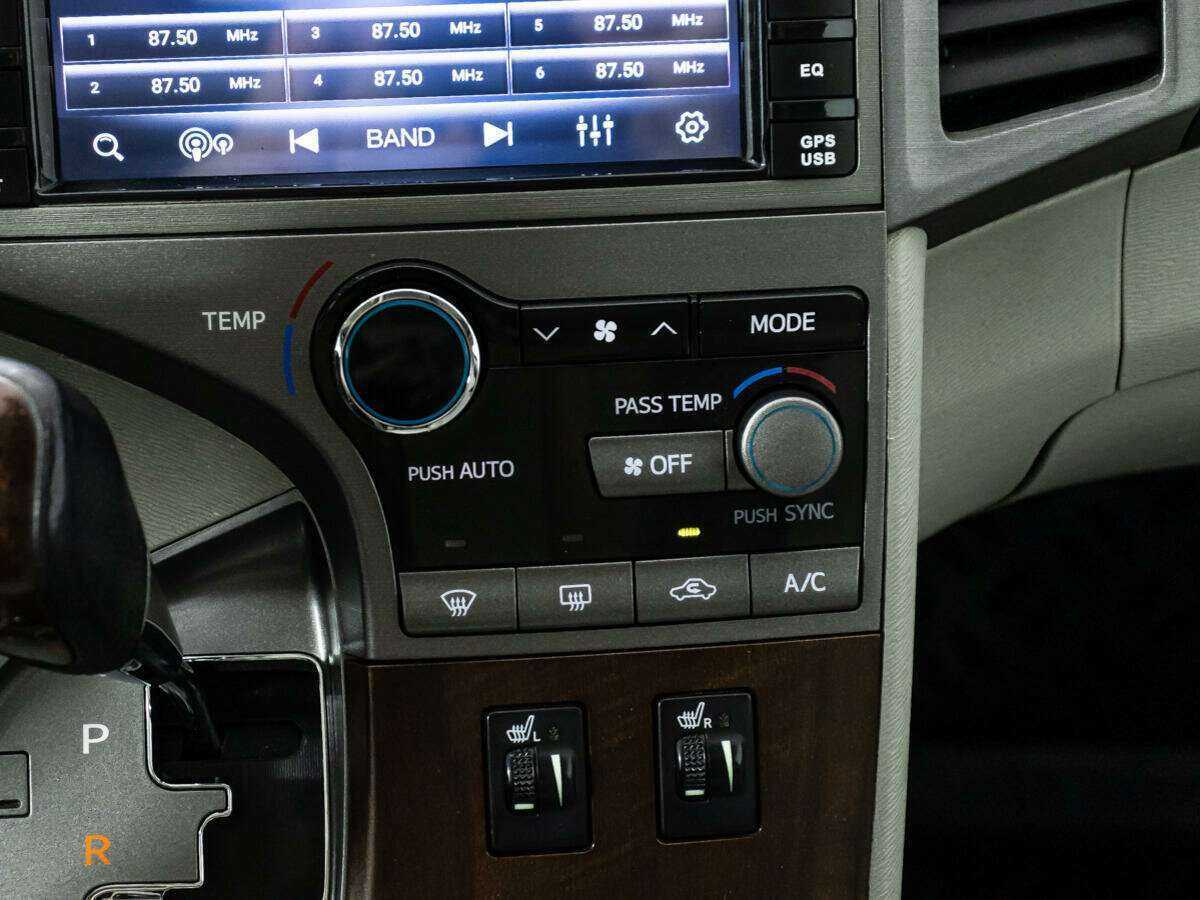 Toyota Venza 2010 года с пробегом. Фото: #18