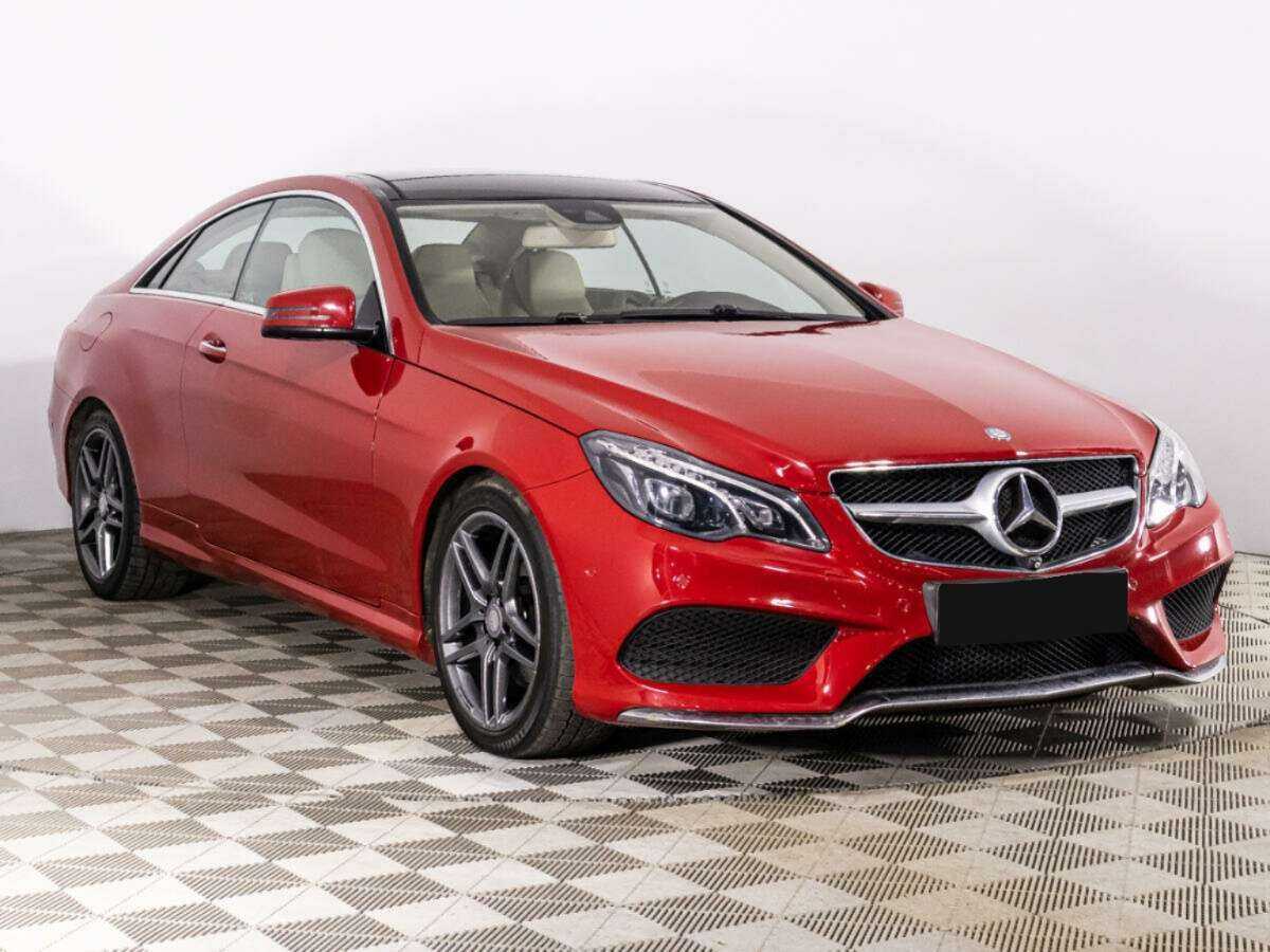 Mercedes-Benz E-Класс 2015 года с пробегом. Фото: #2