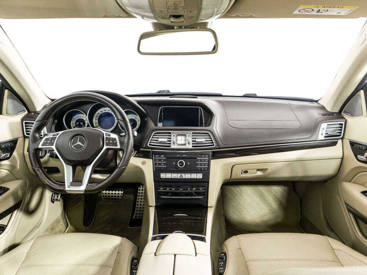 Mercedes-Benz E-Класс 2015 года с пробегом. Фото: #12