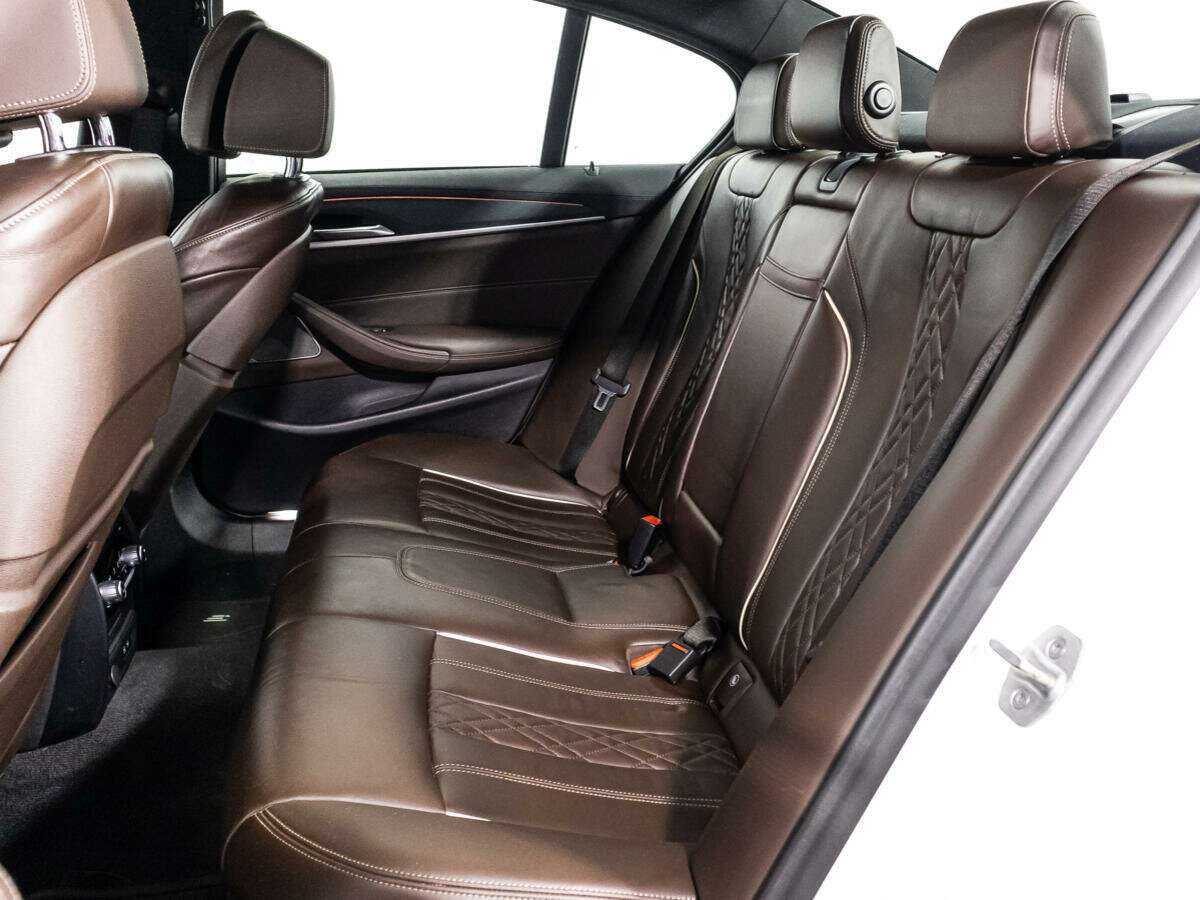 BMW 5 серии 2020 года с пробегом. Фото: #9