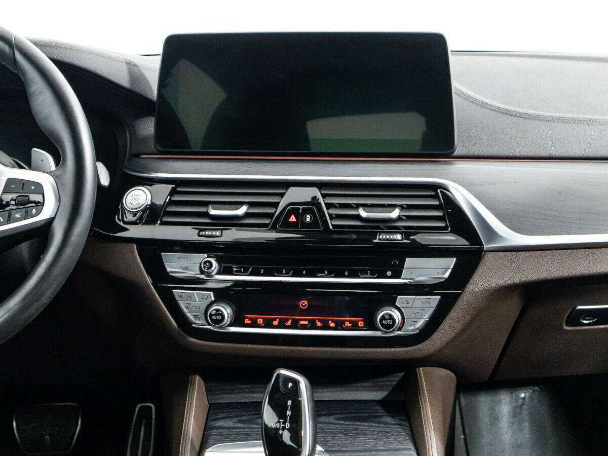 BMW 5 серии 2020 года с пробегом. Фото: #13