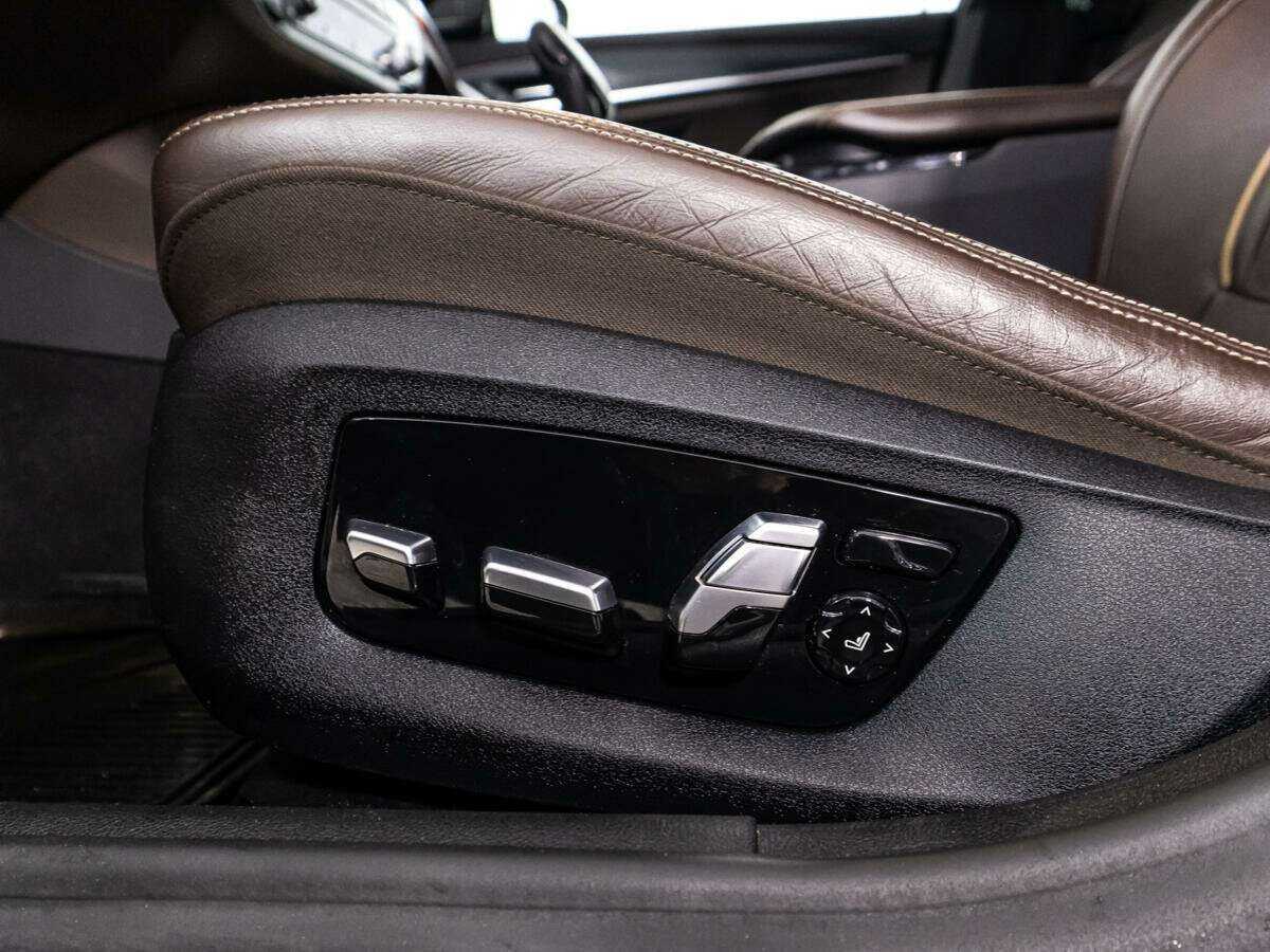 BMW 5 серии 2020 года с пробегом. Фото: #15