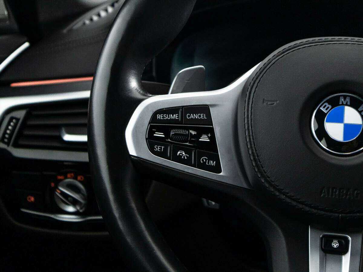 BMW 5 серии 2020 года с пробегом. Фото: #26