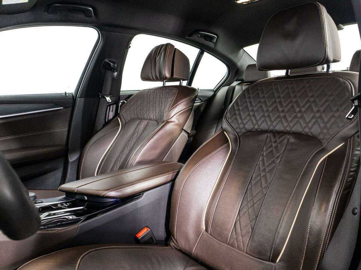 BMW 5 серии 2020 года с пробегом. Фото: #28