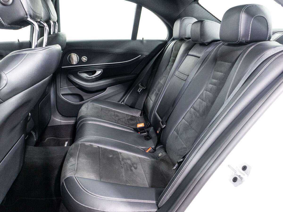 Mercedes-Benz E-Класс 2021 года с пробегом. Фото: #9