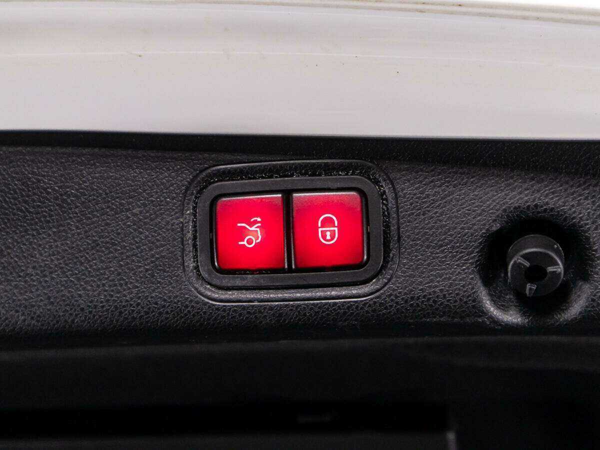 Mercedes-Benz E-Класс 2021 года с пробегом. Фото: #13