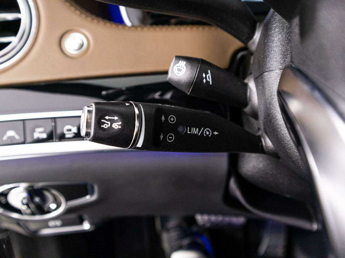 Mercedes-Benz S-Класс AMG 2015 года с пробегом. Фото: #20