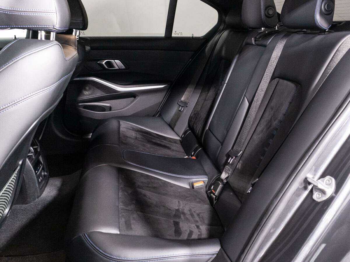 BMW 3 серии 2020 года с пробегом. Фото: #9