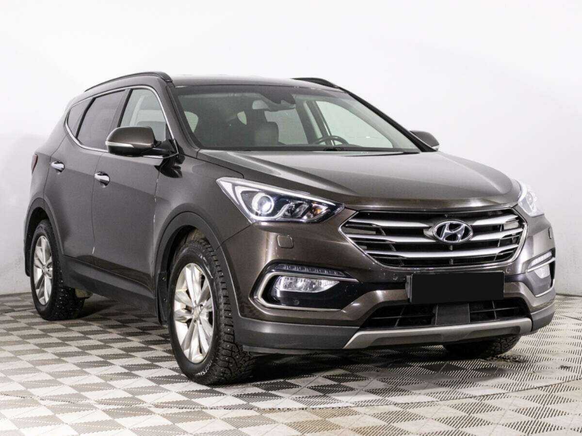 Hyundai Santa Fe 2018 года с пробегом. Фото: #2
