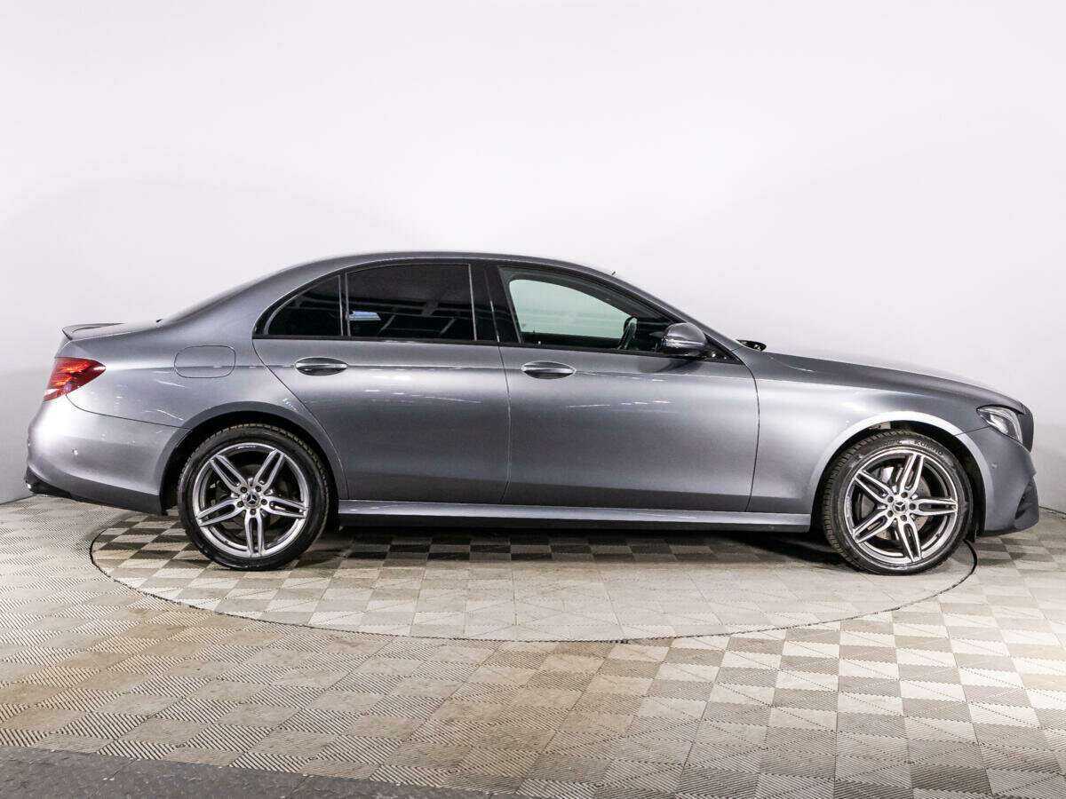 Mercedes-Benz E-Класс 2019 года с пробегом. Фото: #3