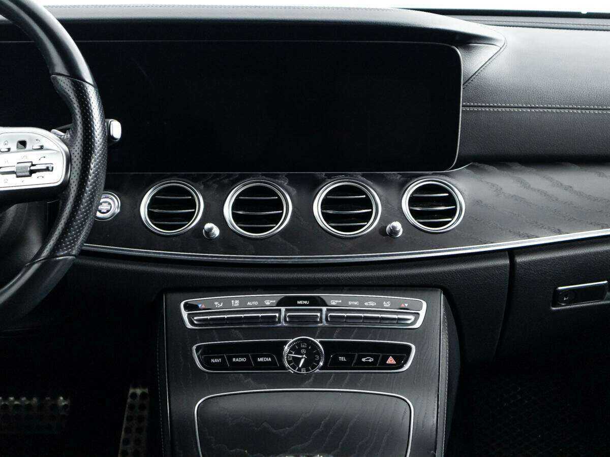 Mercedes-Benz E-Класс 2019 года с пробегом. Фото: #13