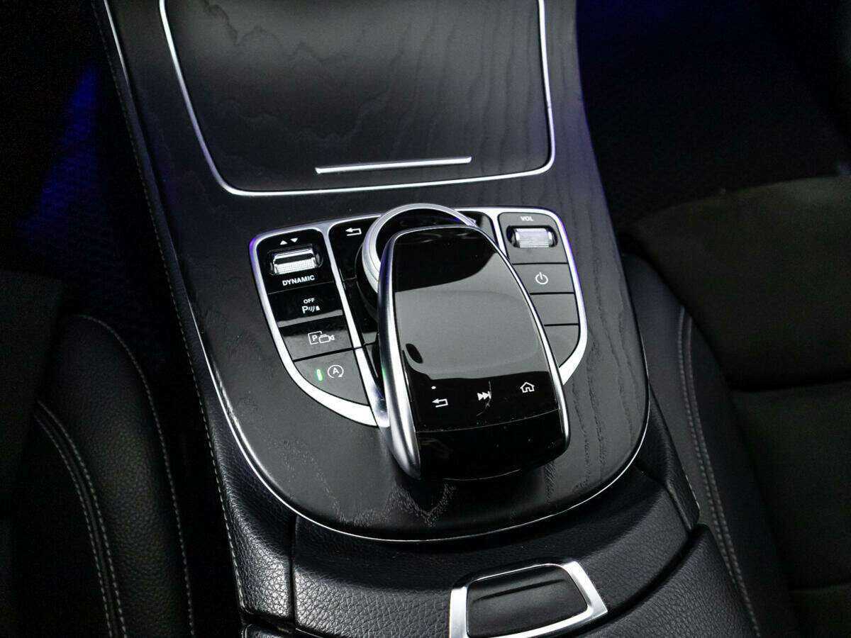 Mercedes-Benz E-Класс 2019 года с пробегом. Фото: #16
