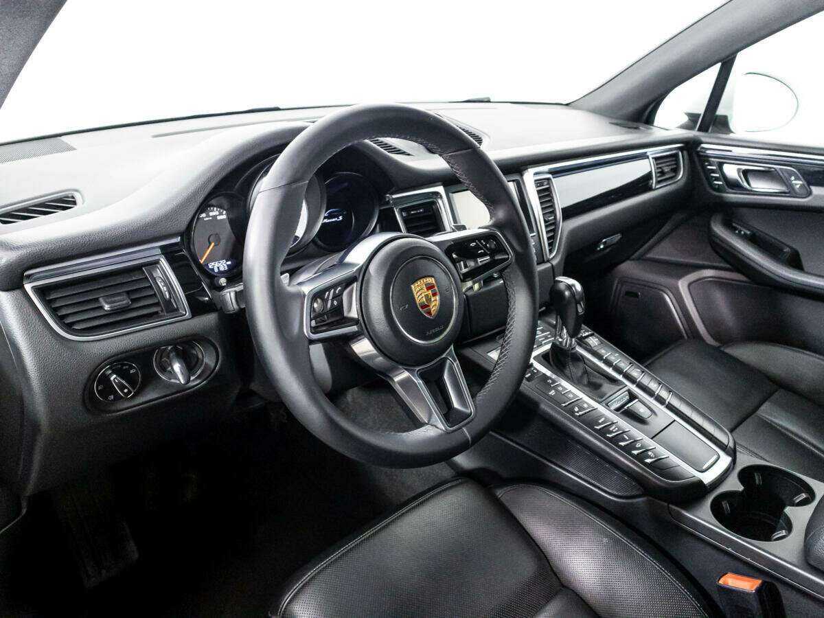 Porsche Macan 2015 года с пробегом. Фото: #10