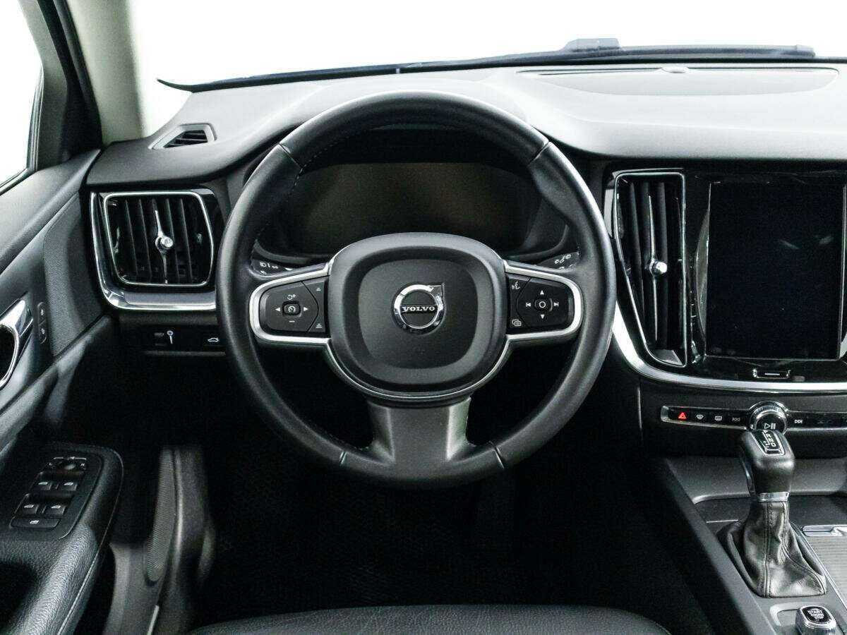 Volvo V60 2018 года с пробегом. Фото: #16