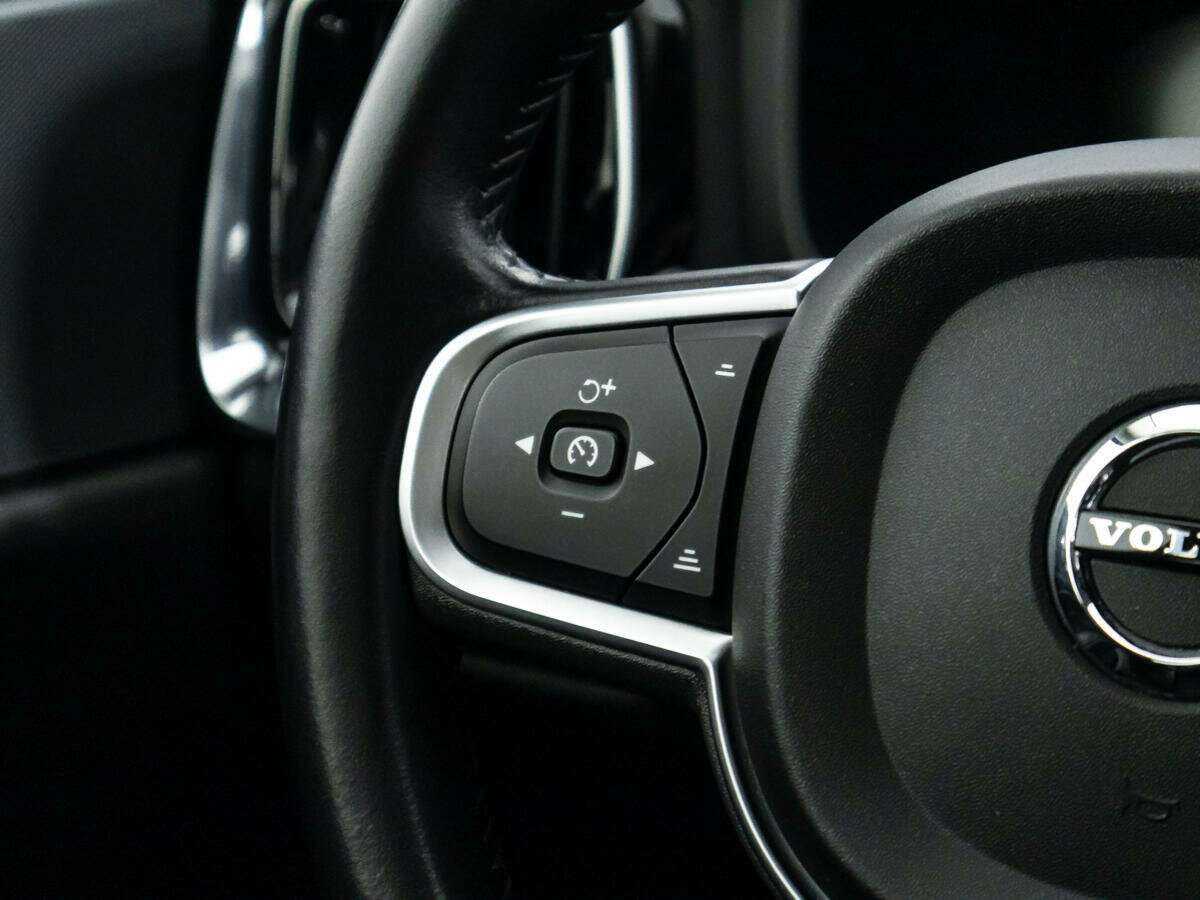 Volvo V60 2018 года с пробегом. Фото: #17