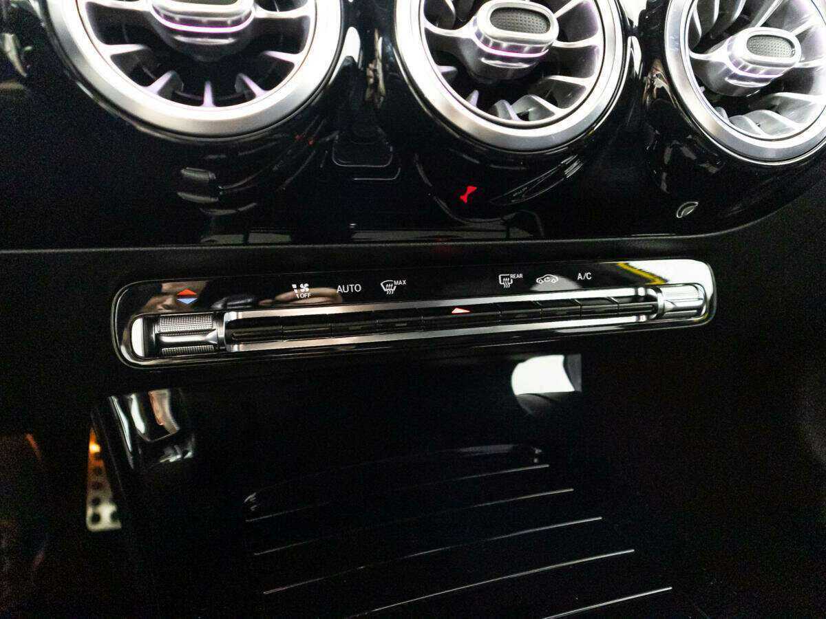 Mercedes-Benz A-Класс 2020 года с пробегом. Фото: #15