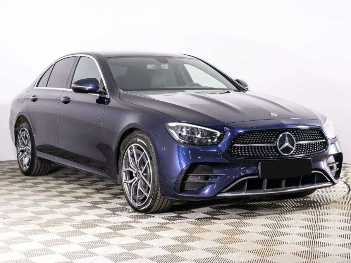 Mercedes-Benz E-Класс 2021 года с пробегом. Фото: #2