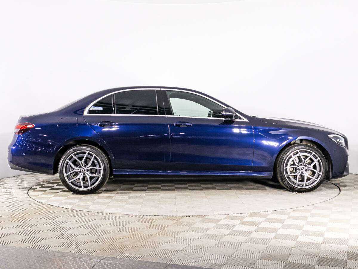 Mercedes-Benz E-Класс 2021 года с пробегом. Фото: #3