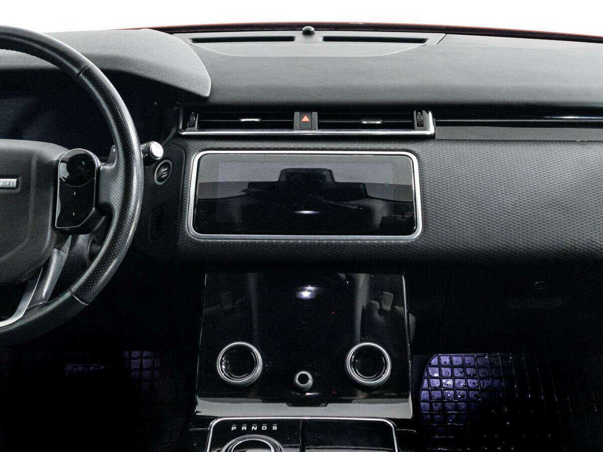 Land Rover Range Rover Velar 2018 года с пробегом. Фото: #12