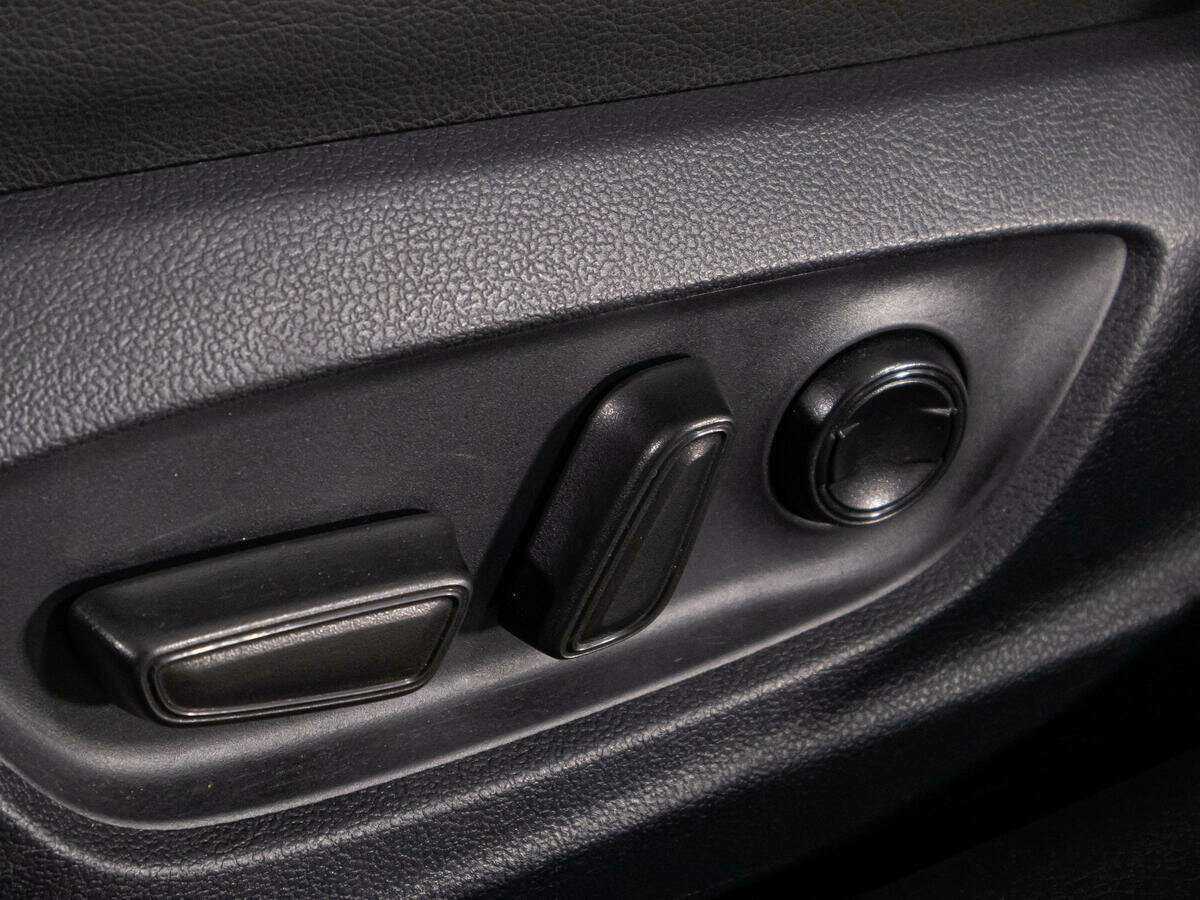 Toyota Camry 2018 года с пробегом. Фото: #15