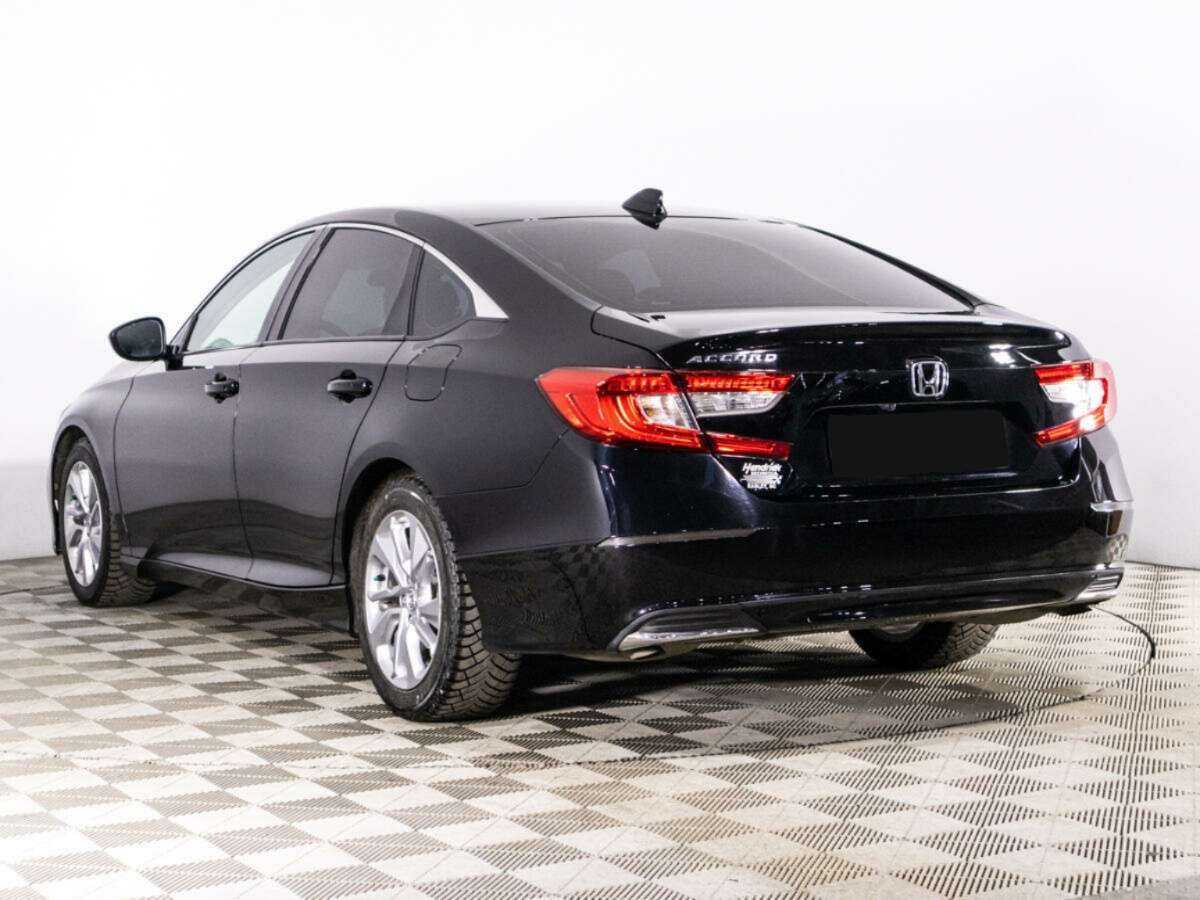 Honda Accord 2018 года с пробегом. Фото: #6