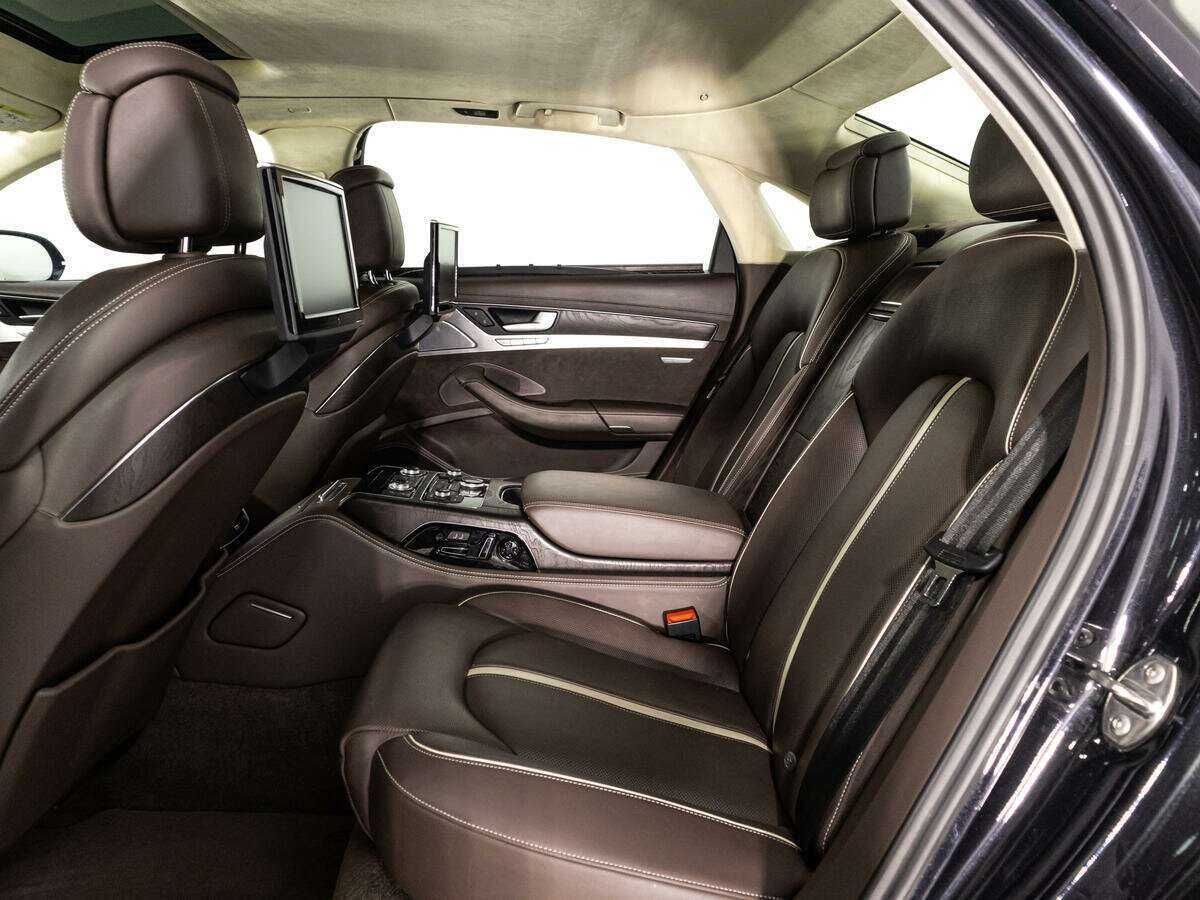 Audi A8 2014 года с пробегом. Фото: #10