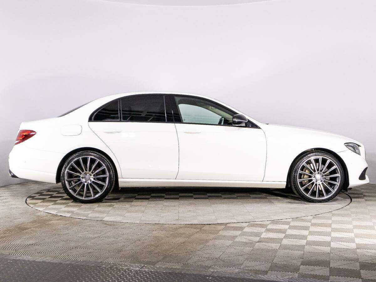 Mercedes-Benz E-Класс 2016 года с пробегом. Фото: #3