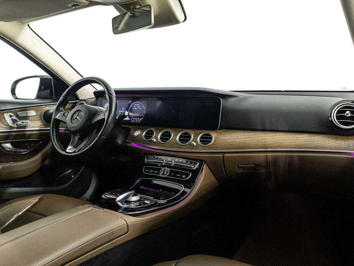 Mercedes-Benz E-Класс 2016 года с пробегом. Фото: #8