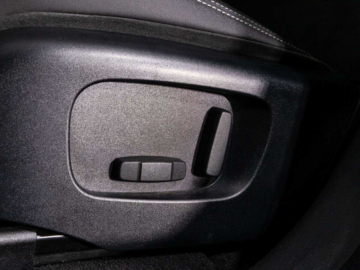 Land Rover Range Rover Velar 2019 года с пробегом. Фото: #14