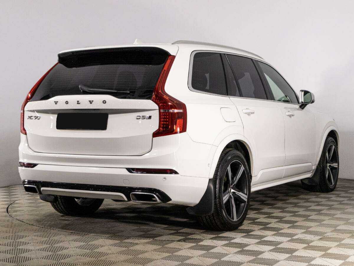 Volvo XC90 2018 года с пробегом. Фото: #3