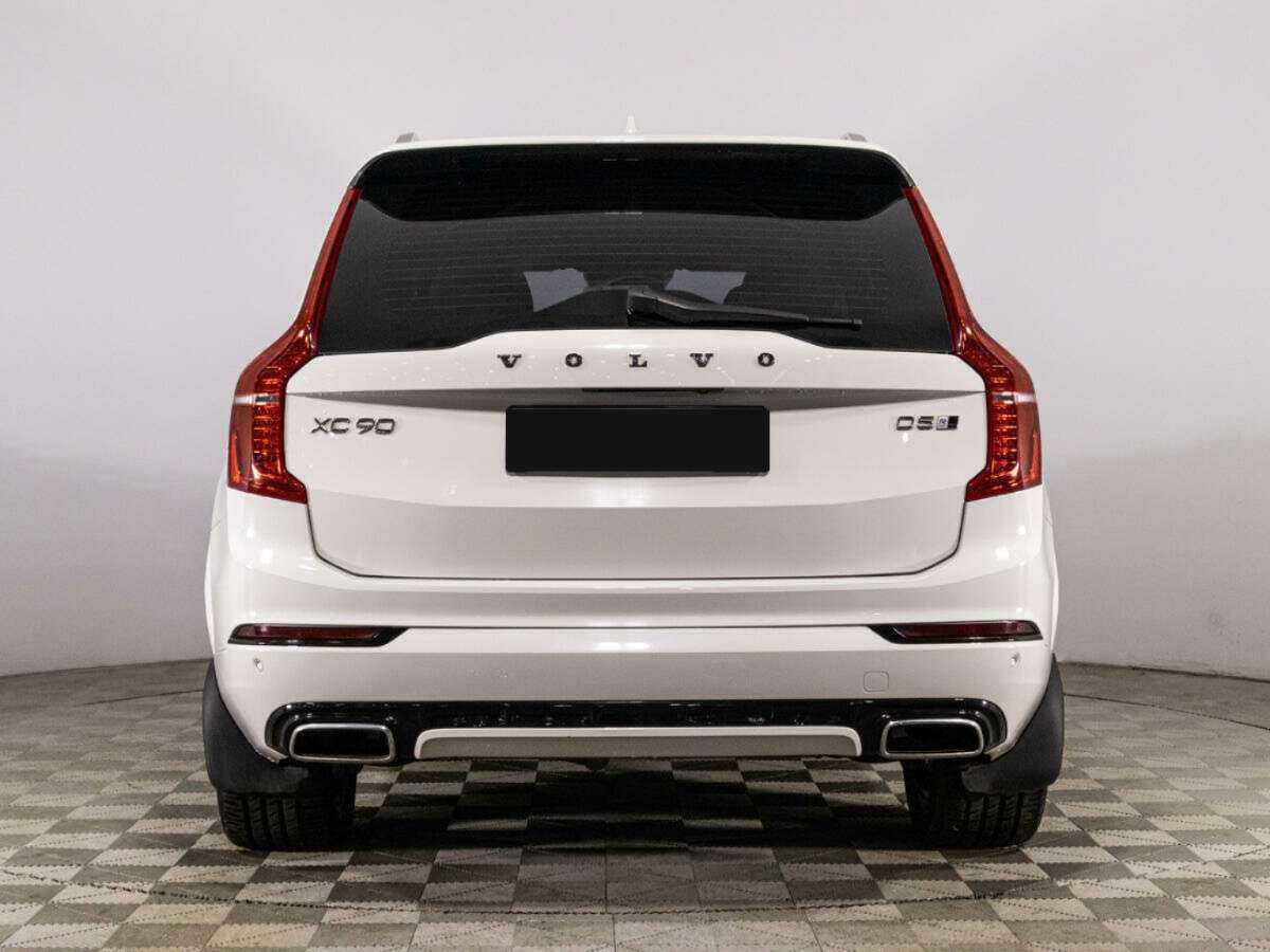 Volvo XC90 2018 года с пробегом. Фото: #4