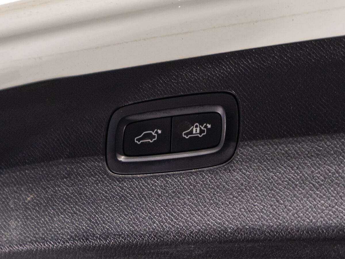 Volvo XC90 2018 года с пробегом. Фото: #24