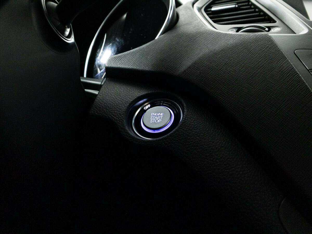 Hyundai Santa Fe 2017 года с пробегом. Фото: #17