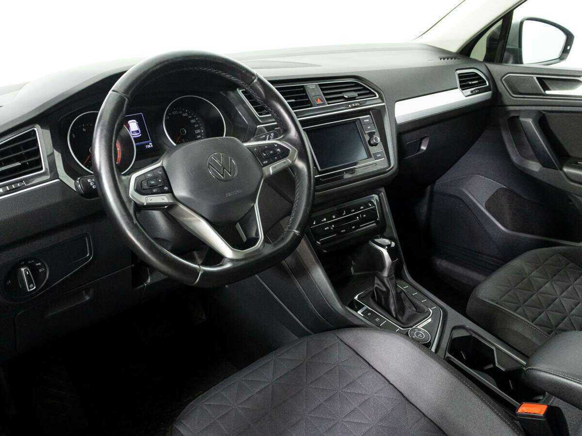 Volkswagen Tiguan 2021 года с пробегом. Фото: #10